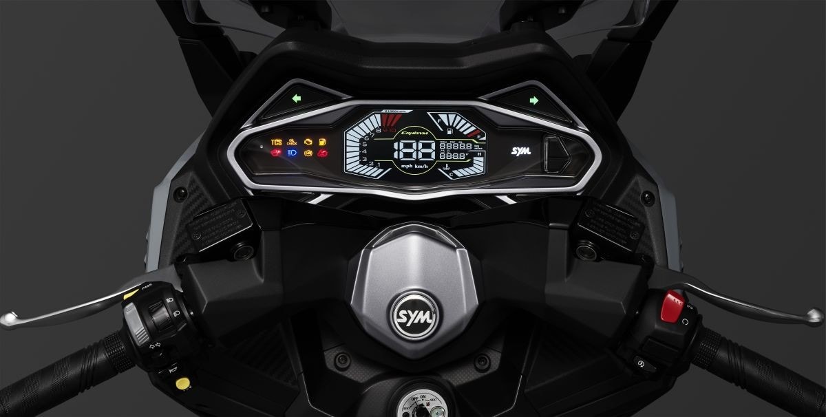 Sym Cruisym 300 Alfa: gran turismo (e gran prezzo) +VIDEO+